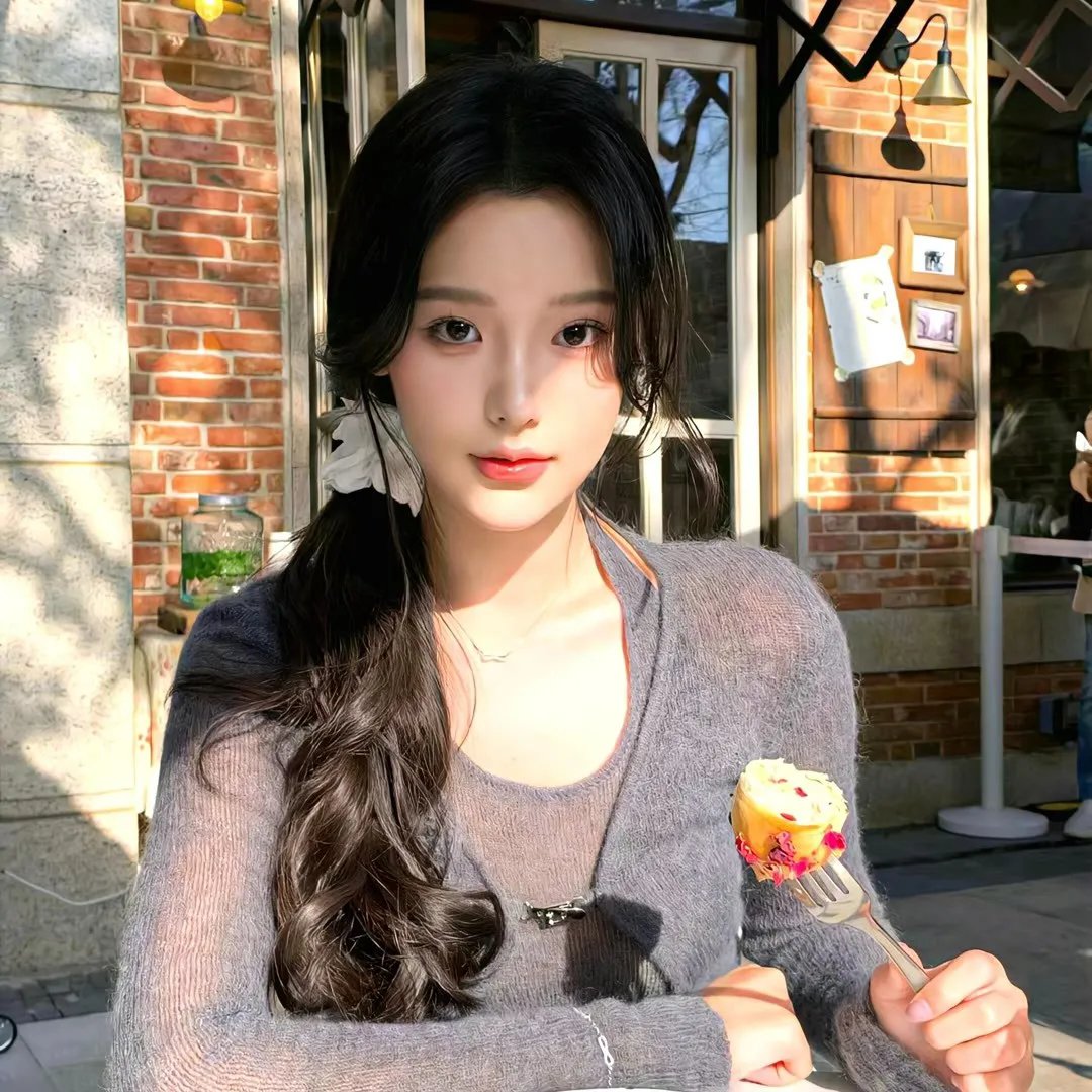 隐婚后我竟成了豪门萌宝的亲妈